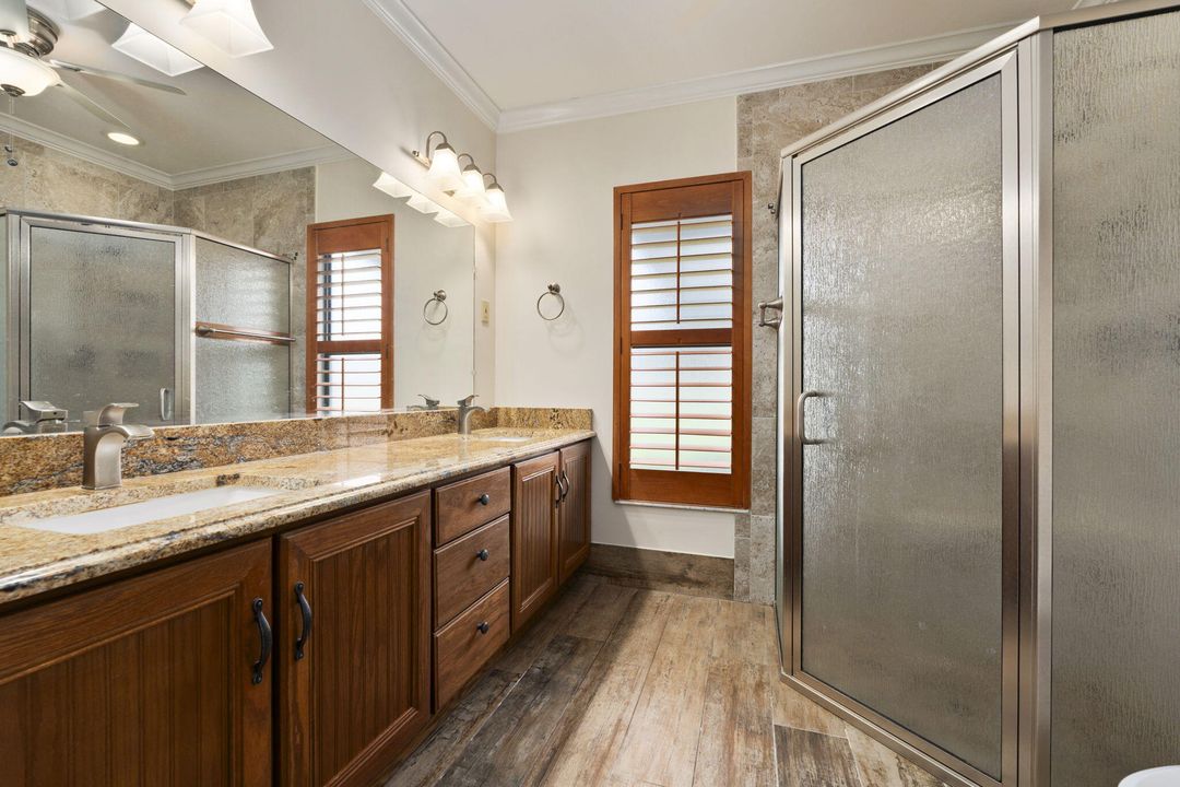 На продажу: $199,000 (2 спален, 2 ванн, 1409 Квадратных фут)