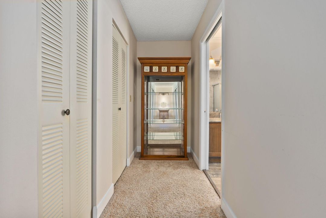 На продажу: $199,000 (2 спален, 2 ванн, 1409 Квадратных фут)