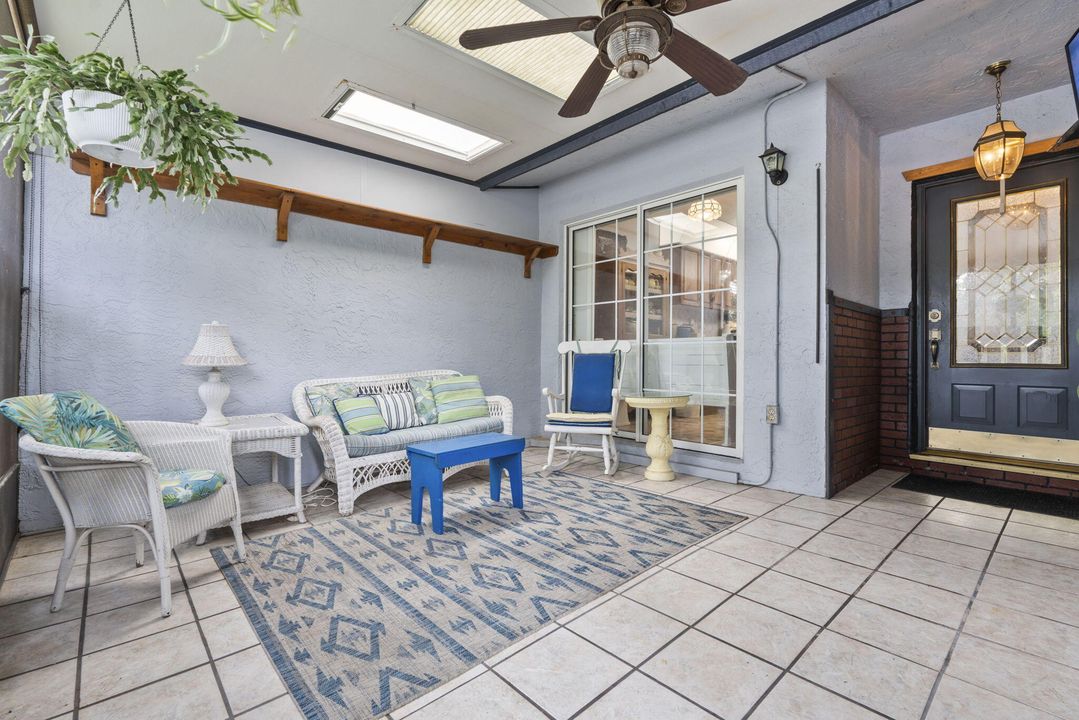 На продажу: $199,000 (2 спален, 2 ванн, 1409 Квадратных фут)