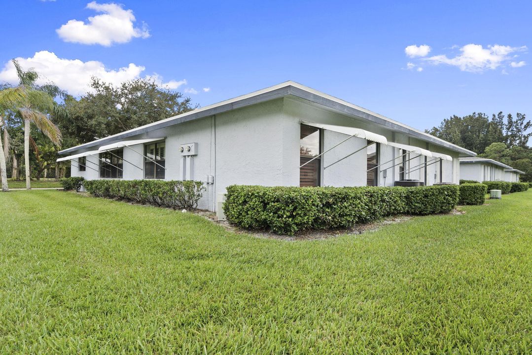 На продажу: $199,000 (2 спален, 2 ванн, 1409 Квадратных фут)