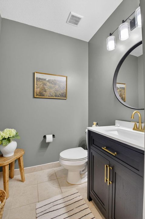 合同活跃: $490,000 (3 贝兹, 2 浴室, 1911 平方英尺)