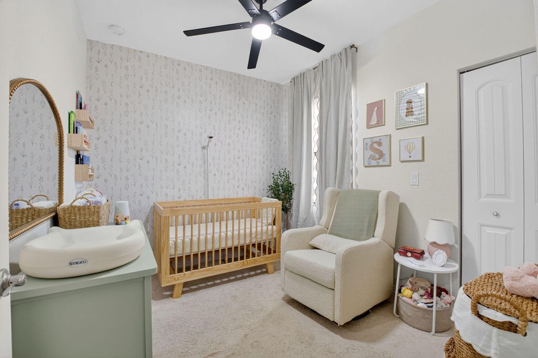 合同活跃: $490,000 (3 贝兹, 2 浴室, 1911 平方英尺)