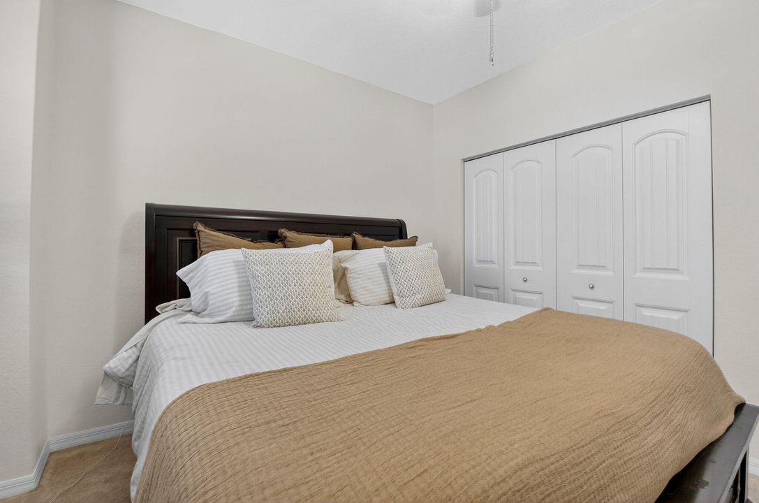 合同活跃: $490,000 (3 贝兹, 2 浴室, 1911 平方英尺)