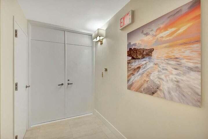 For Sale: $749,900 (2 beds, 2 baths, 1435 Square Feet)