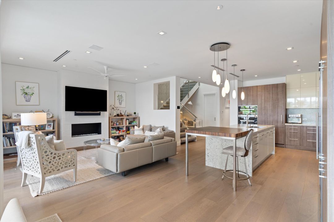 En Venta: $5,850,000 (4 camas, 4 baños, 4486 Pies cuadrados)