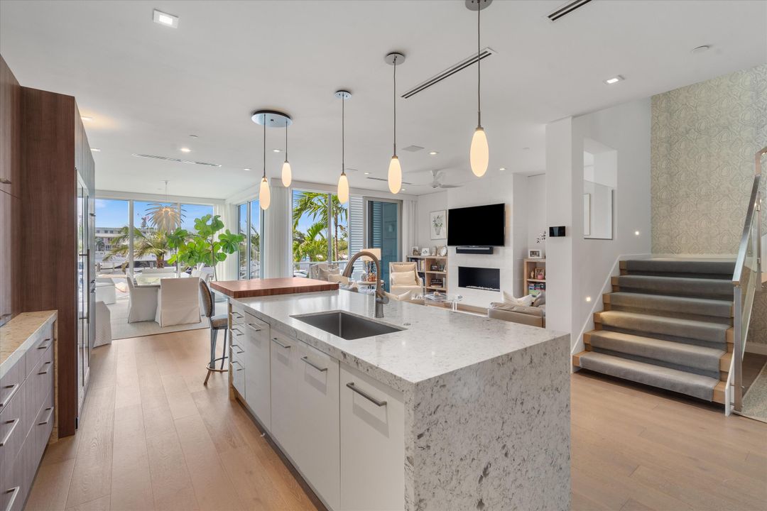 En Venta: $5,850,000 (4 camas, 4 baños, 4486 Pies cuadrados)