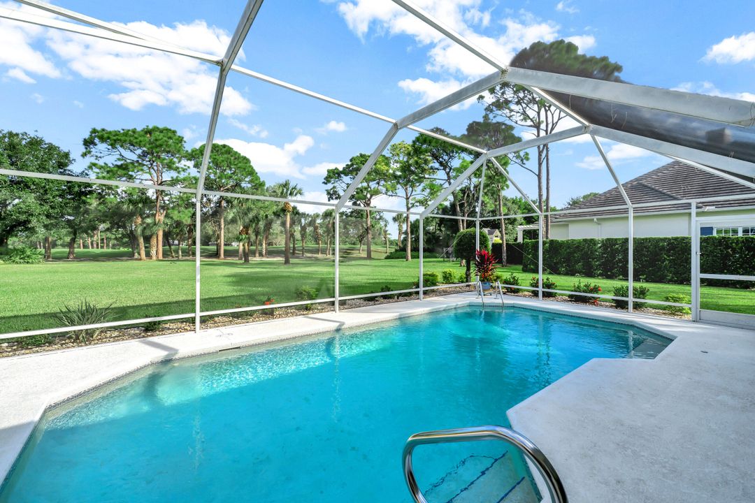 En Venta: $740,000 (4 camas, 3 baños, 2456 Pies cuadrados)