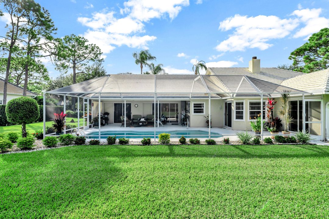 En Venta: $740,000 (4 camas, 3 baños, 2456 Pies cuadrados)