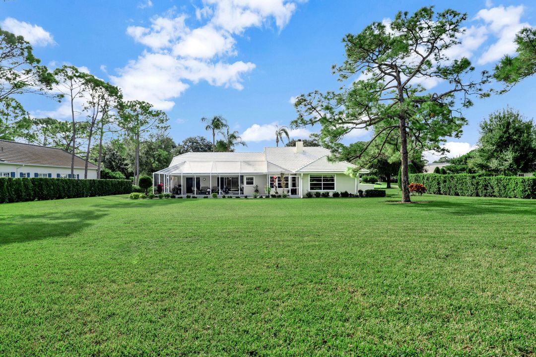 En Venta: $740,000 (4 camas, 3 baños, 2456 Pies cuadrados)