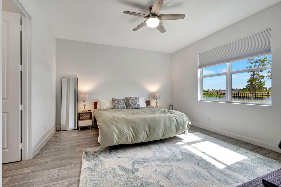 Под контрактом: $599,000 (4 спален, 3 ванн, 2228 Квадратных фут)