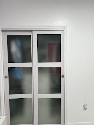 Active With Contract: $419,900 (3 beds, 2 baths, 1600 Square Feet)