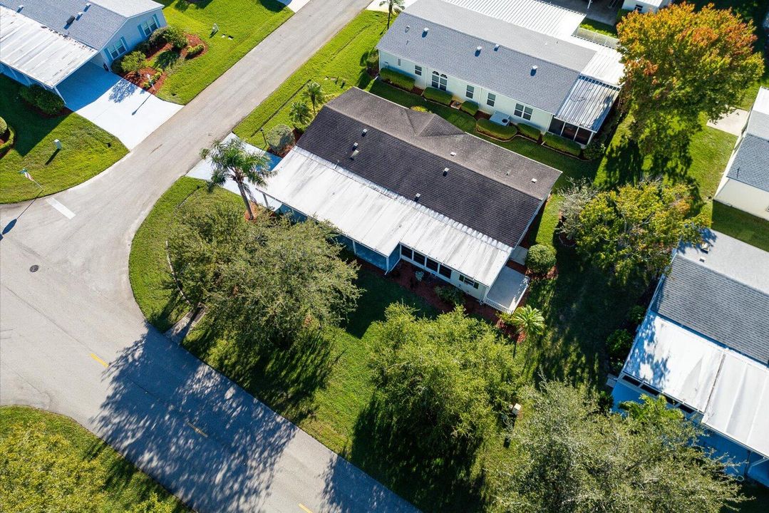 合同活跃: $129,995 (3 贝兹, 2 浴室, 1693 平方英尺)