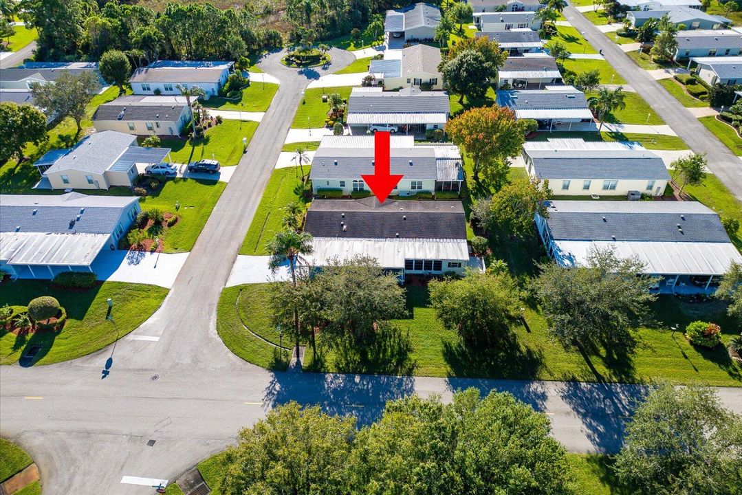 合同活跃: $129,995 (3 贝兹, 2 浴室, 1693 平方英尺)