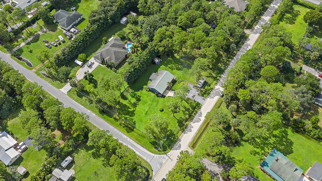 待售: $550,000 (3 贝兹, 2 浴室, 1350 平方英尺)