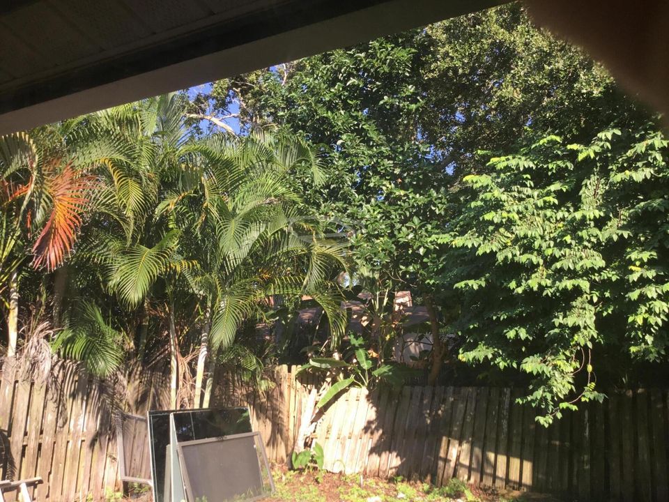 合同活跃: $2,800 (2 贝兹, 2 浴室, 1448 平方英尺)