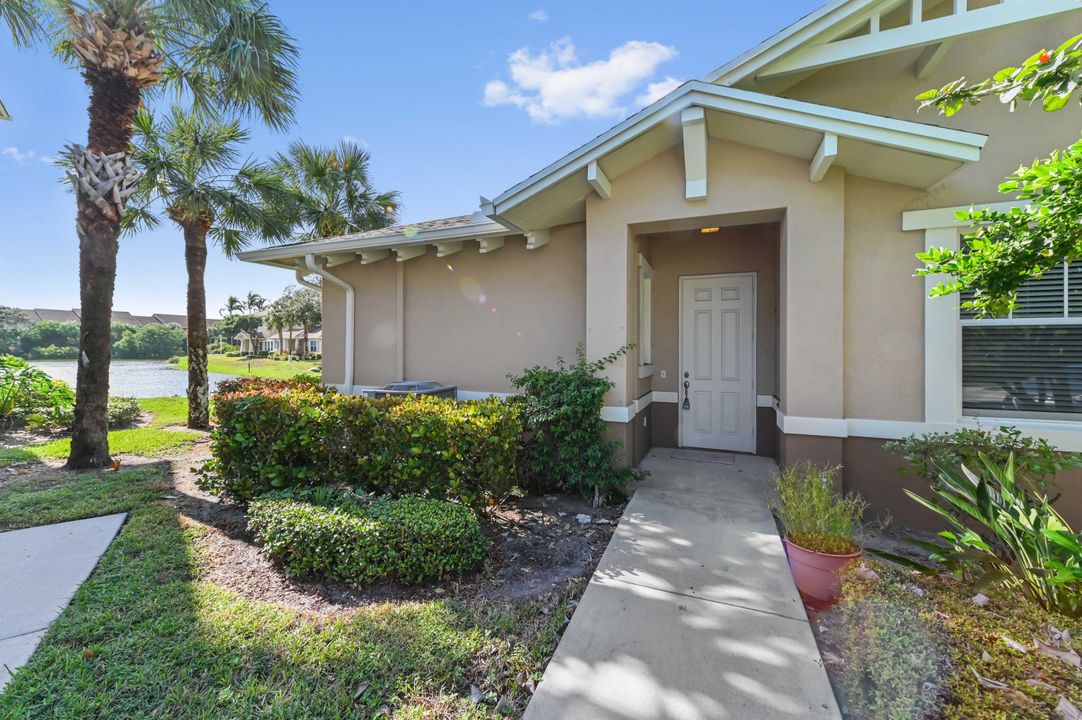 For Sale: $375,000 (3 beds, 2 baths, 1455 Square Feet)