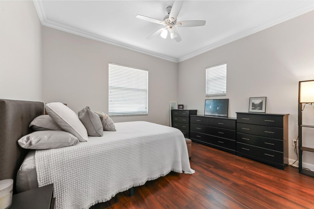 For Sale: $375,000 (3 beds, 2 baths, 1455 Square Feet)