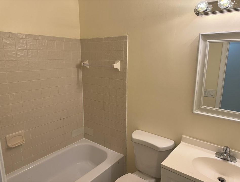 For Rent: $3,400 (3 beds, 2 baths, 1311 Square Feet)