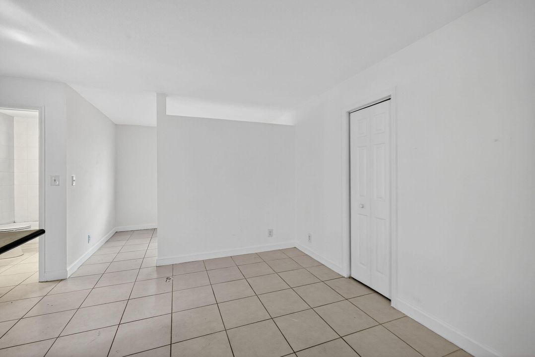 For Rent: $1,500 (1 beds, 1 baths, 800 Square Feet)