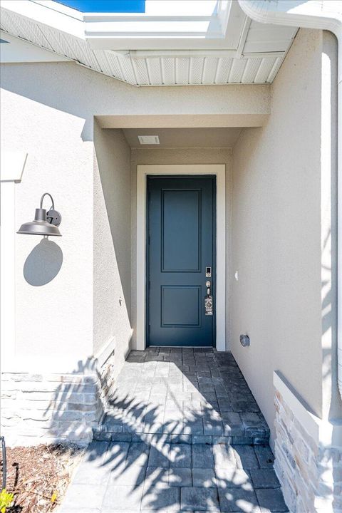 For Rent: $2,500 (3 beds, 2 baths, 1654 Square Feet)