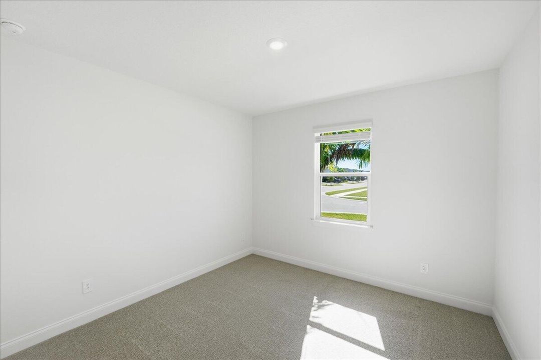 For Rent: $2,500 (3 beds, 2 baths, 1654 Square Feet)