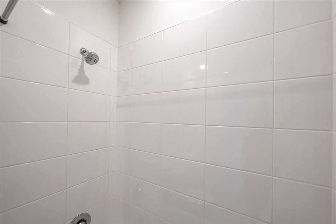 For Rent: $2,500 (3 beds, 2 baths, 1654 Square Feet)