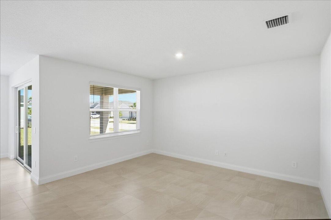 For Rent: $2,500 (3 beds, 2 baths, 1654 Square Feet)