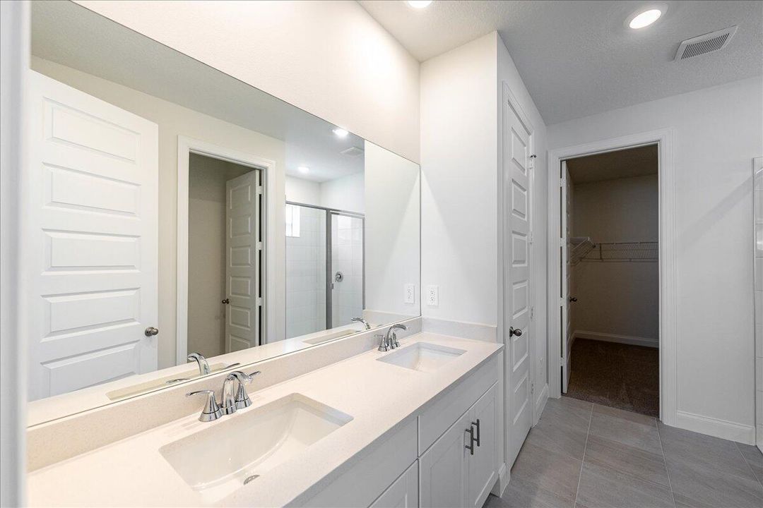 For Rent: $2,500 (3 beds, 2 baths, 1654 Square Feet)