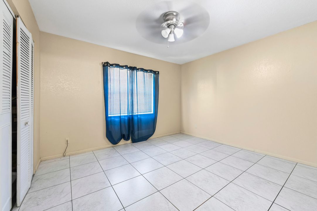 待售: $164,900 (2 贝兹, 2 浴室, 825 平方英尺)