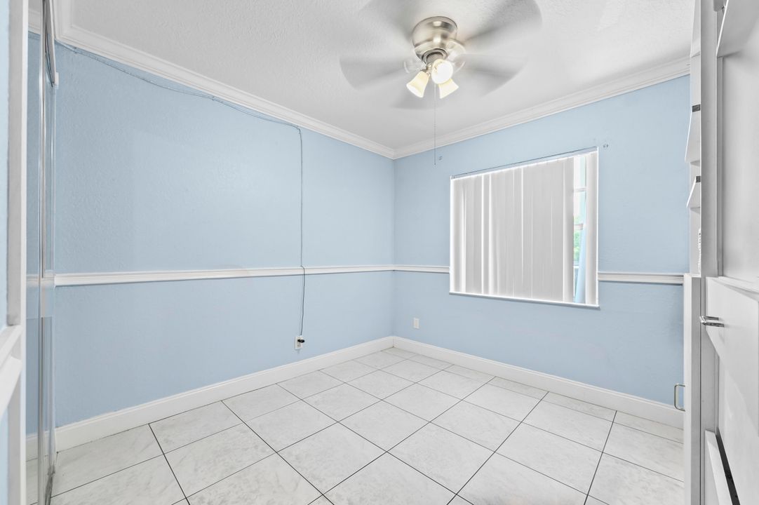 待售: $164,900 (2 贝兹, 2 浴室, 825 平方英尺)