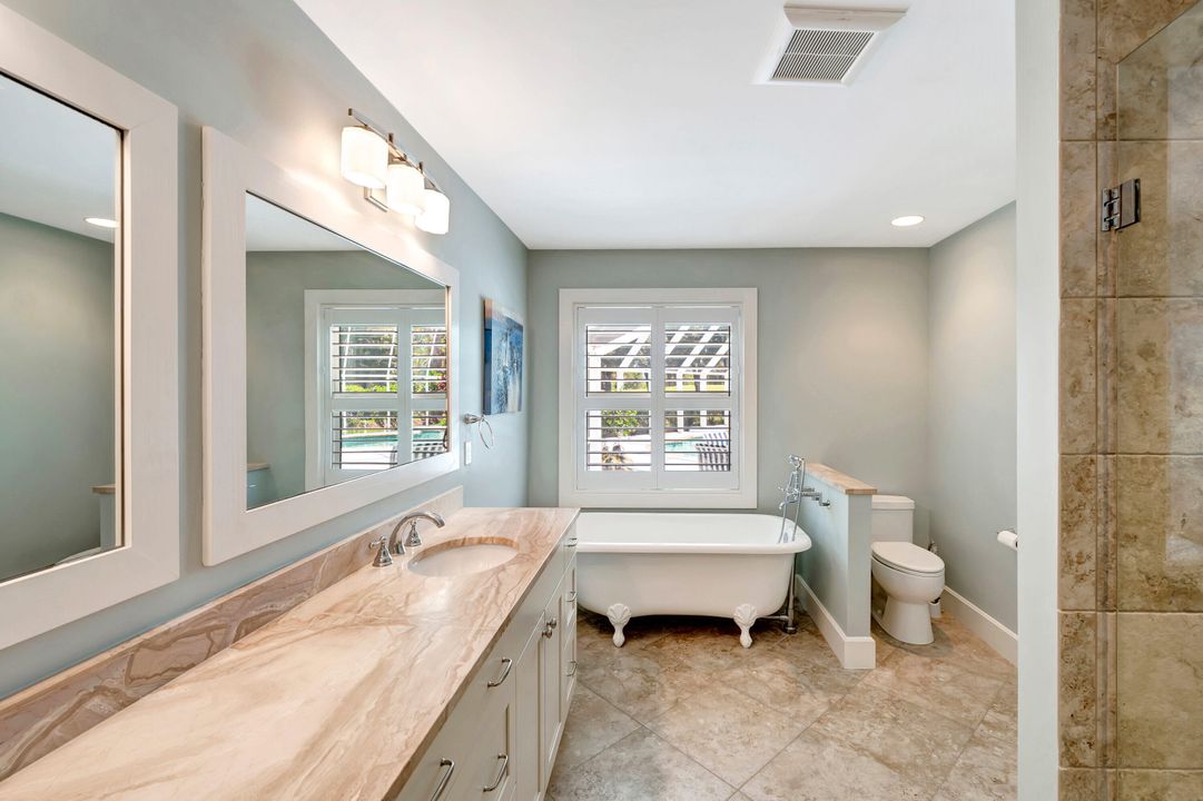 For Sale: $954,500 (3 beds, 2 baths, 2542 Square Feet)