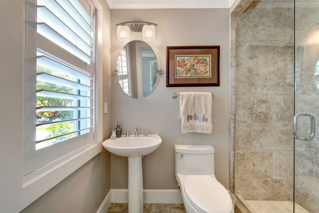 For Sale: $954,500 (3 beds, 2 baths, 2542 Square Feet)