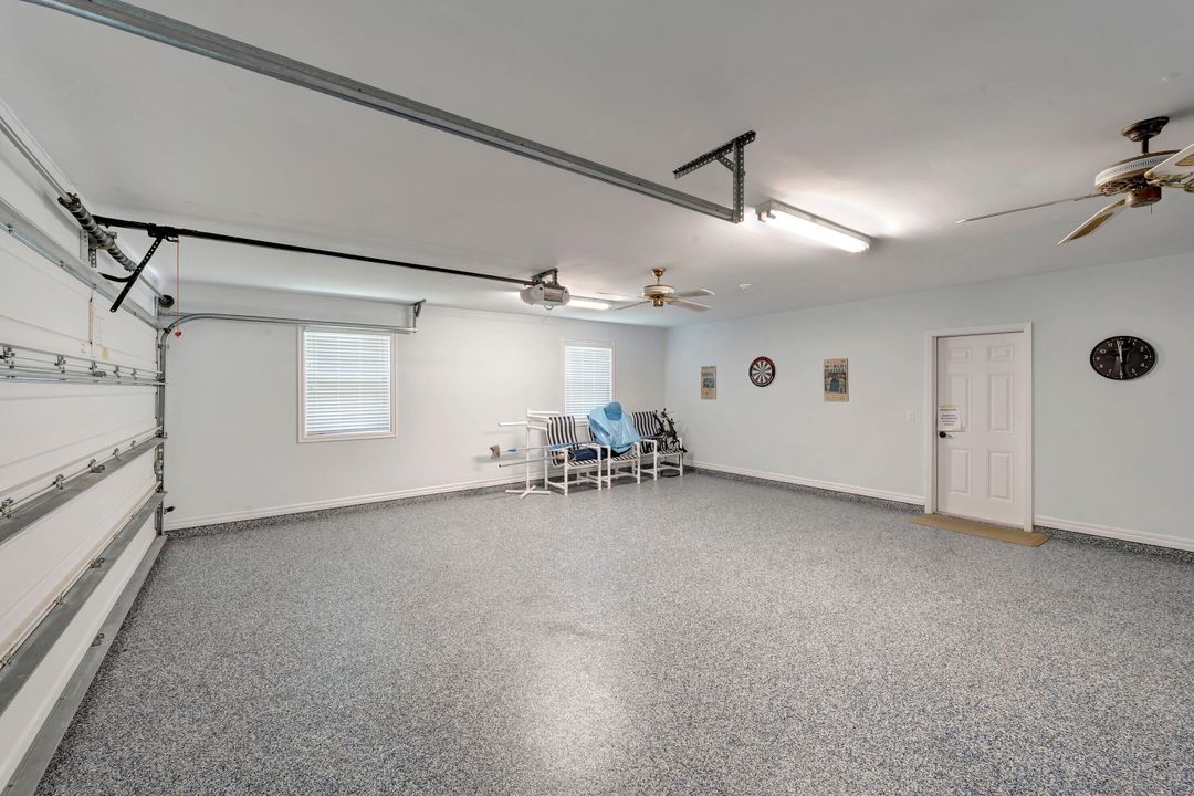 For Sale: $954,500 (3 beds, 2 baths, 2542 Square Feet)