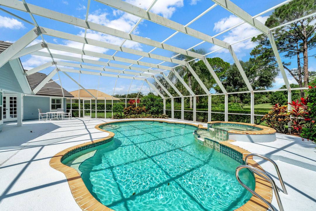 For Sale: $954,500 (3 beds, 2 baths, 2542 Square Feet)