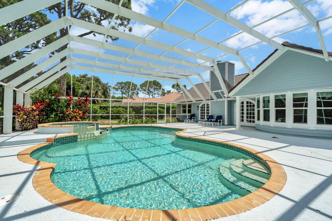 For Sale: $954,500 (3 beds, 2 baths, 2542 Square Feet)