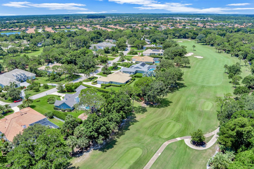 For Sale: $954,500 (3 beds, 2 baths, 2542 Square Feet)