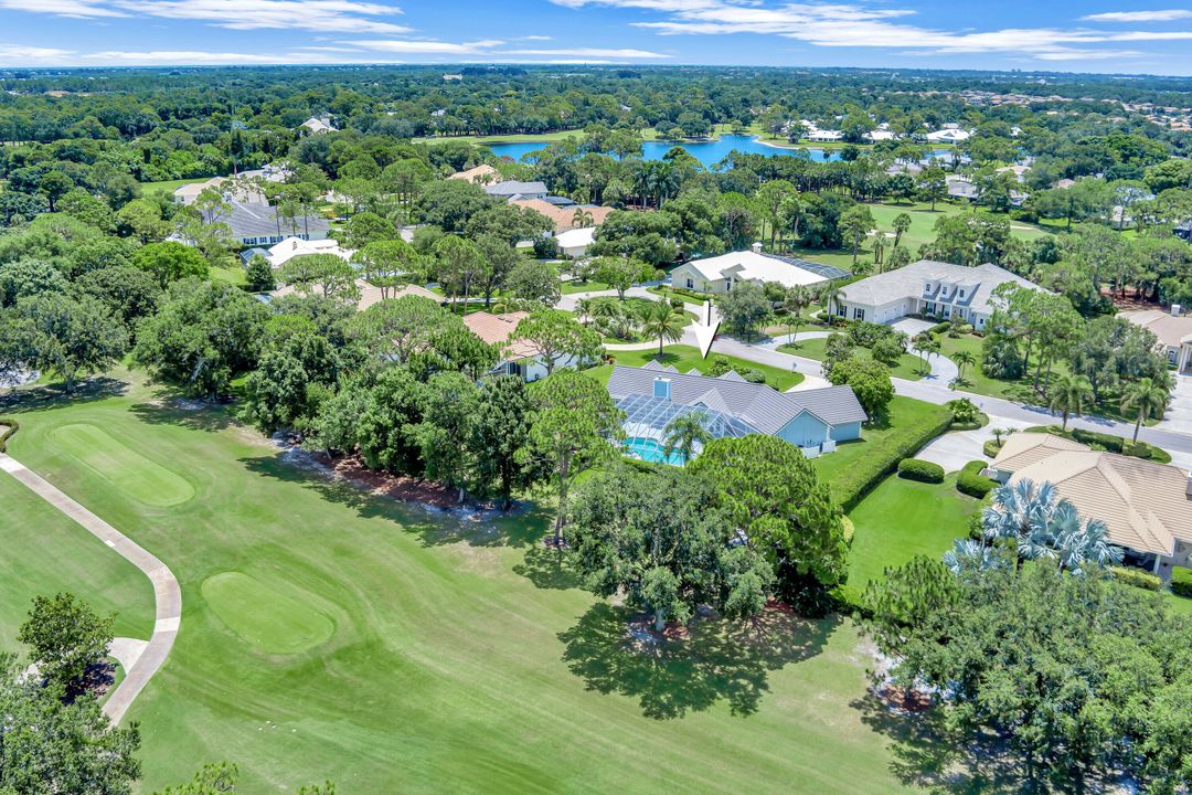 For Sale: $954,500 (3 beds, 2 baths, 2542 Square Feet)