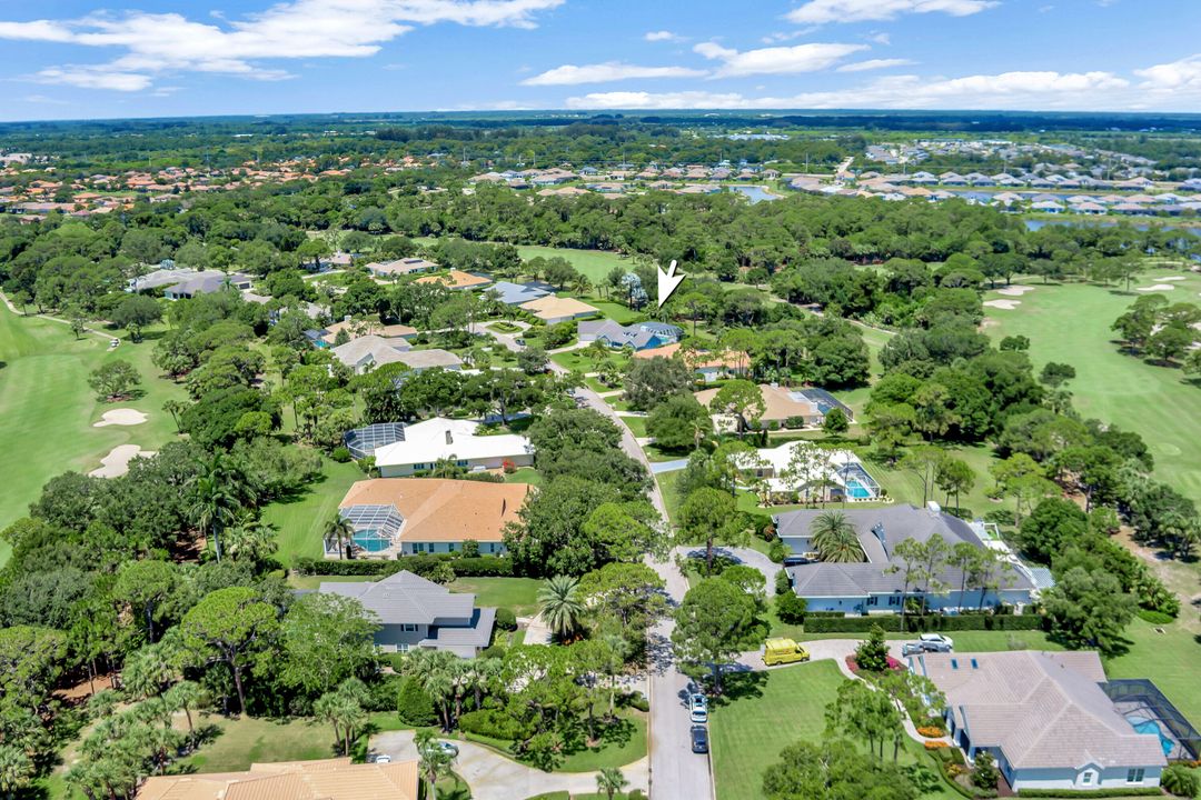 For Sale: $954,500 (3 beds, 2 baths, 2542 Square Feet)