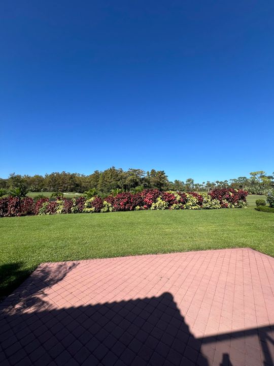 For Sale: $886,900 (2 beds, 2 baths, 2487 Square Feet)