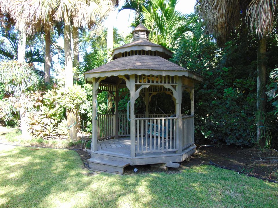 En Venta: $1,260,000 (4 camas, 2 baños, 1894 Pies cuadrados)