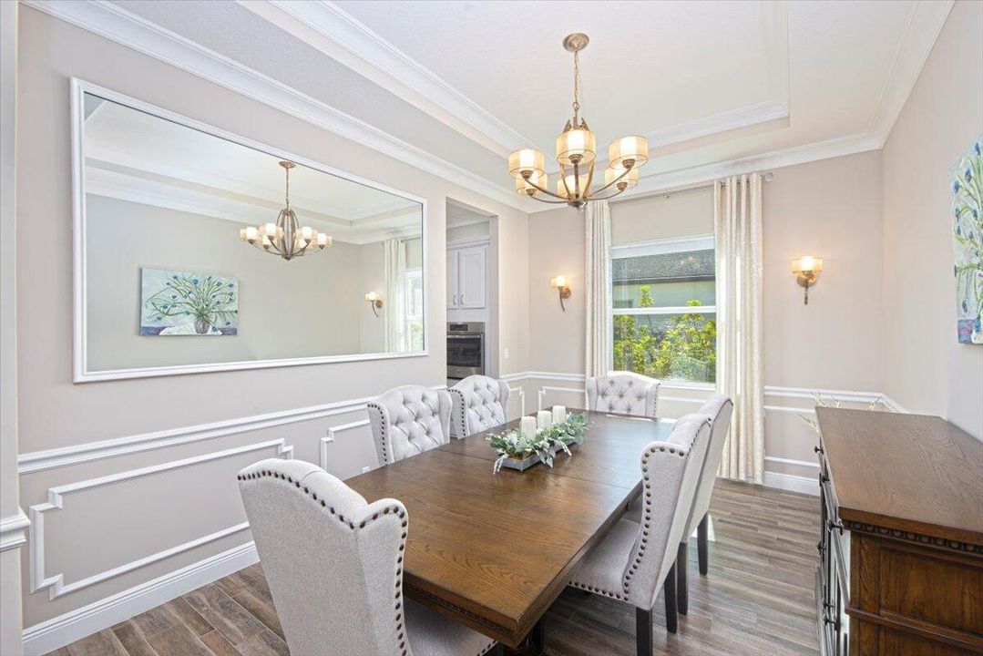 For Sale: $530,000 (4 beds, 3 baths, 2386 Square Feet)