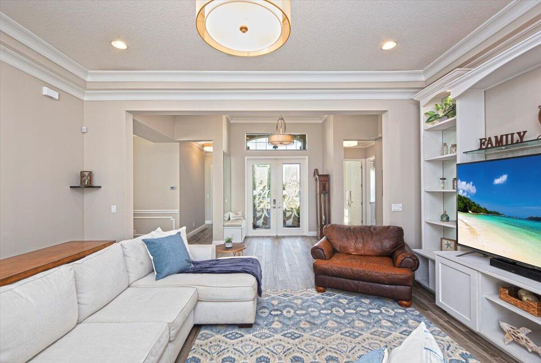 For Sale: $530,000 (4 beds, 3 baths, 2386 Square Feet)