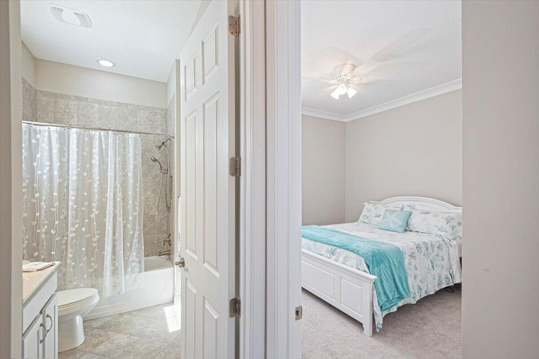 For Sale: $530,000 (4 beds, 3 baths, 2386 Square Feet)