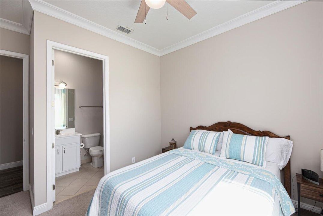 For Sale: $530,000 (4 beds, 3 baths, 2386 Square Feet)