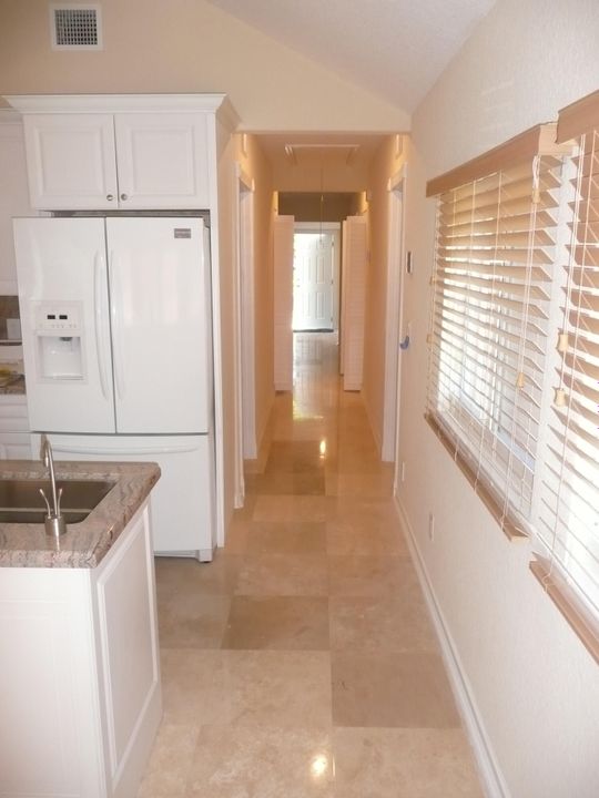 For Rent: $3,000 (3 beds, 2 baths, 1296 Square Feet)