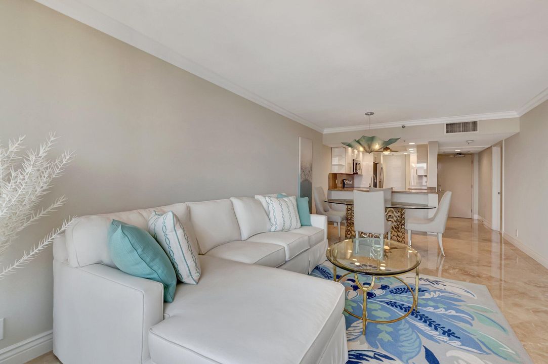 For Sale: $679,000 (2 beds, 2 baths, 1020 Square Feet)
