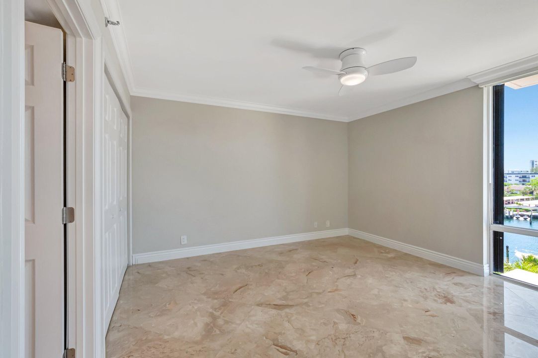 For Sale: $679,000 (2 beds, 2 baths, 1020 Square Feet)