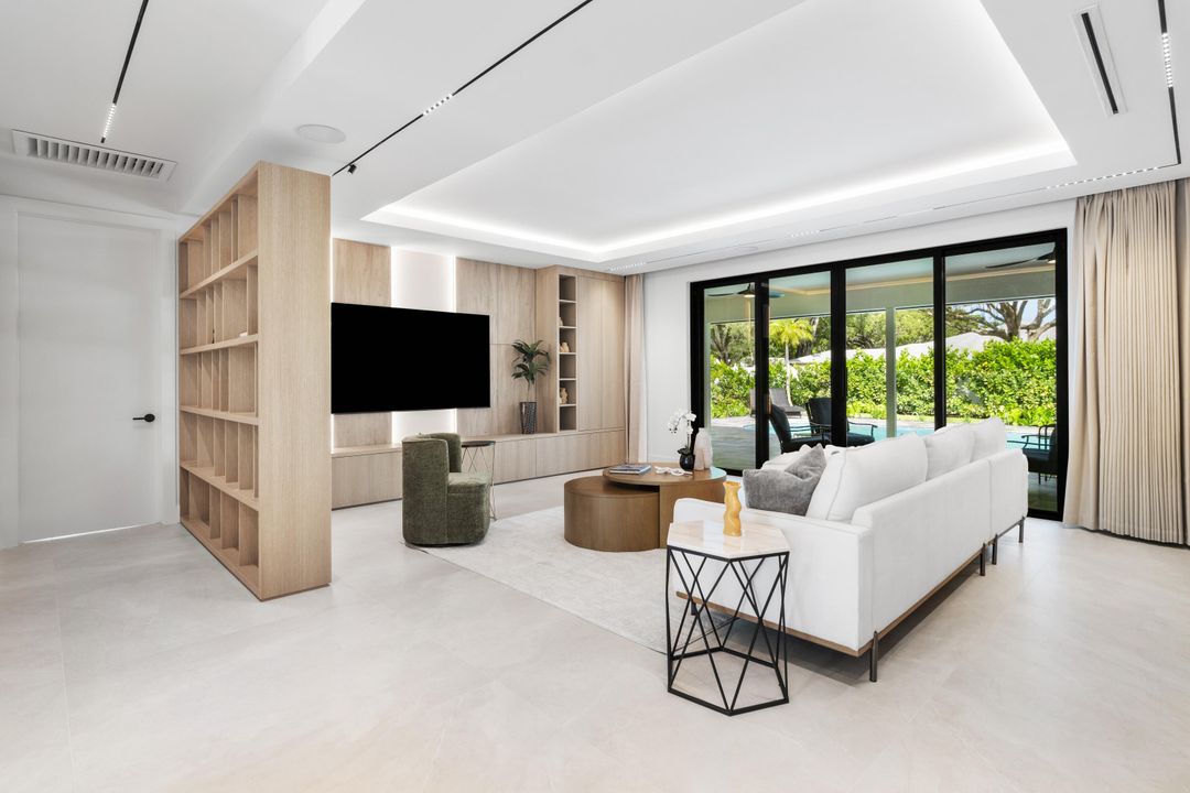 For Sale: $2,199,999 (4 beds, 4 baths, 3398 Square Feet)