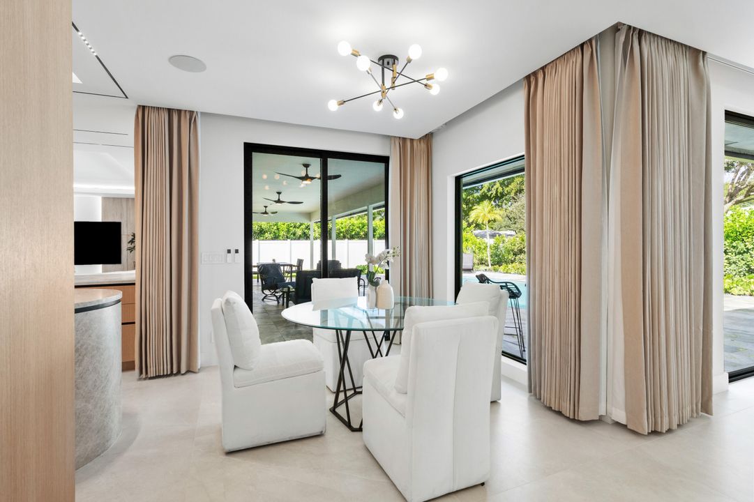 For Sale: $2,199,999 (4 beds, 4 baths, 3398 Square Feet)