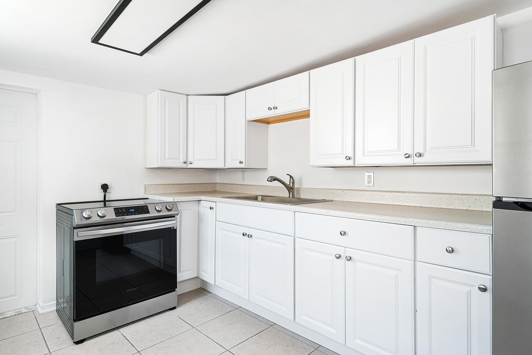 For Sale: $1,095,000 (0 beds, 0 baths, 1959 Square Feet)